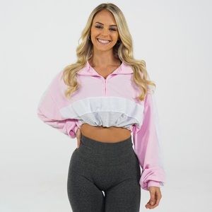 Pink and white oversized crop top sz medium